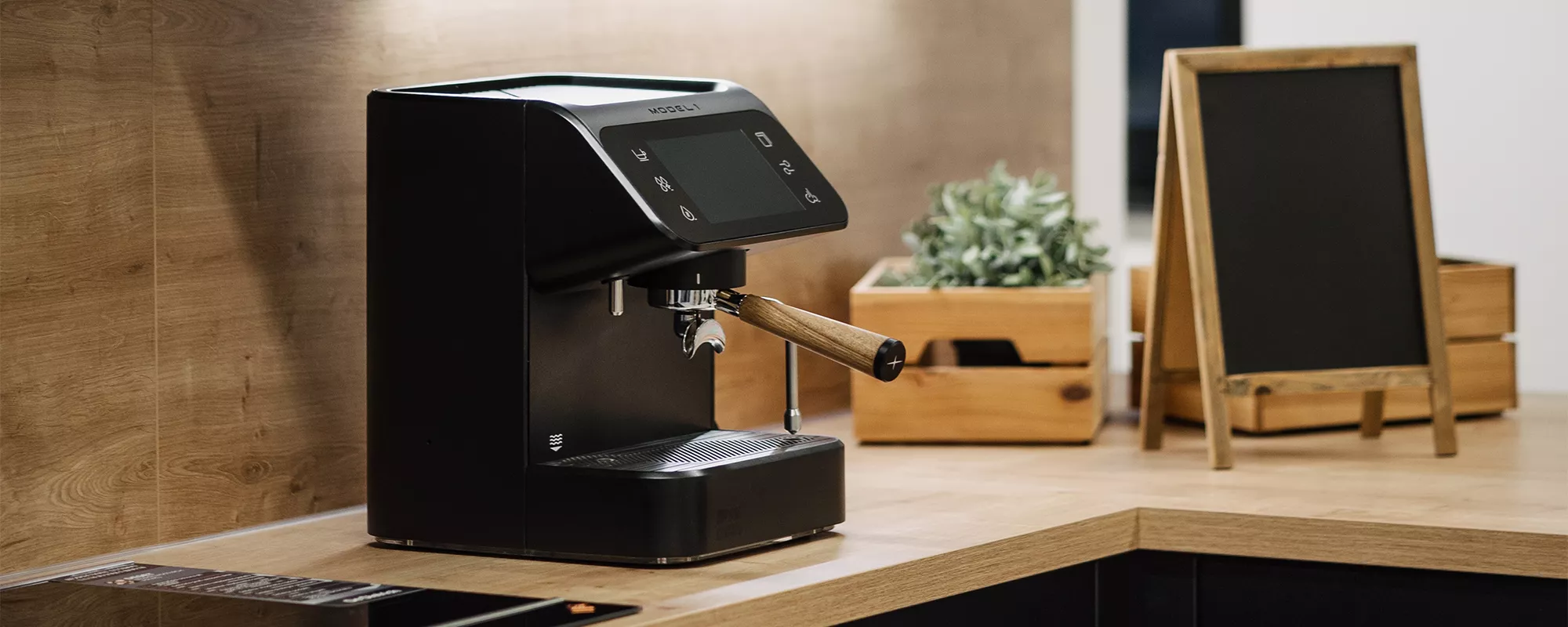 MARO Model 1, la rivoluzionaria macchina da caffè  digitale in HIMACS