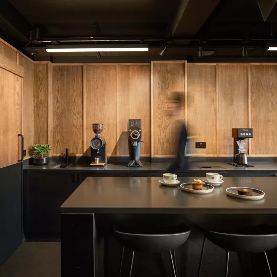 HIMACS gives Thomson’s Coffee HQ a rich and deep flavour, just like its coffee