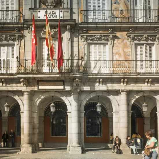 HIMACS: Redesign of the Tourist Office at Plaza Mayor in Madrid