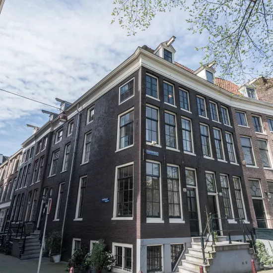 HIMACS brightens the interior of an historic building on an Amsterdam Canal