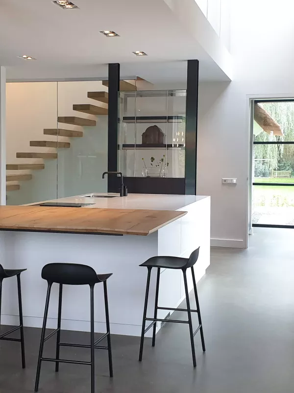 HIMACS apporte une touche de modernité dans cette résidence néerlandaise