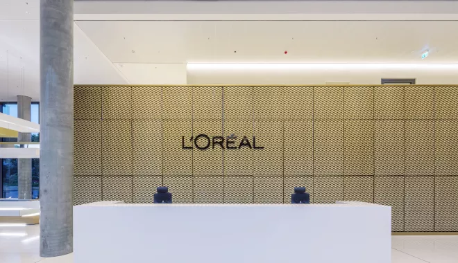 HIMACS trasforma la sede L'Oréal di Düsseldorf