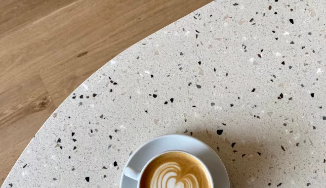 The 1841 coffee and espresso bar in Glasgow uses HIMACS for some Italian flair