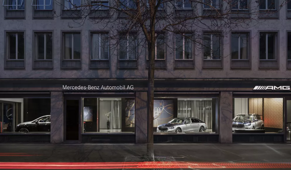 HIMACS “Sanremo” au Stars@Mercedes-Benz Store, pour une expérience unique de la marque à l’étoile