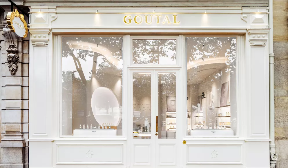 A showcase with HIMACS to celebrate the exclusive fragrances of Maison Goutal in Paris