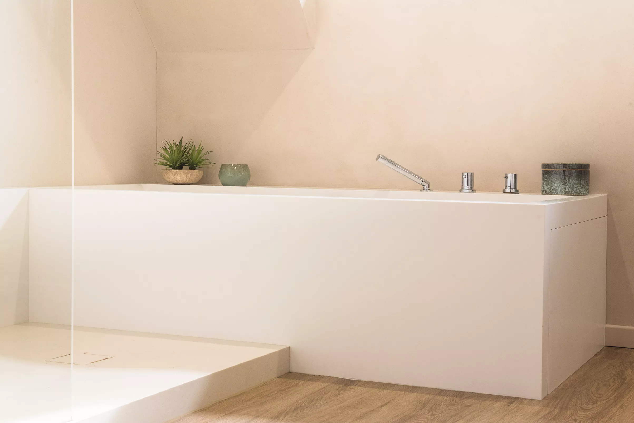A refined bathroom in HIMACS exuding harmony and serenity