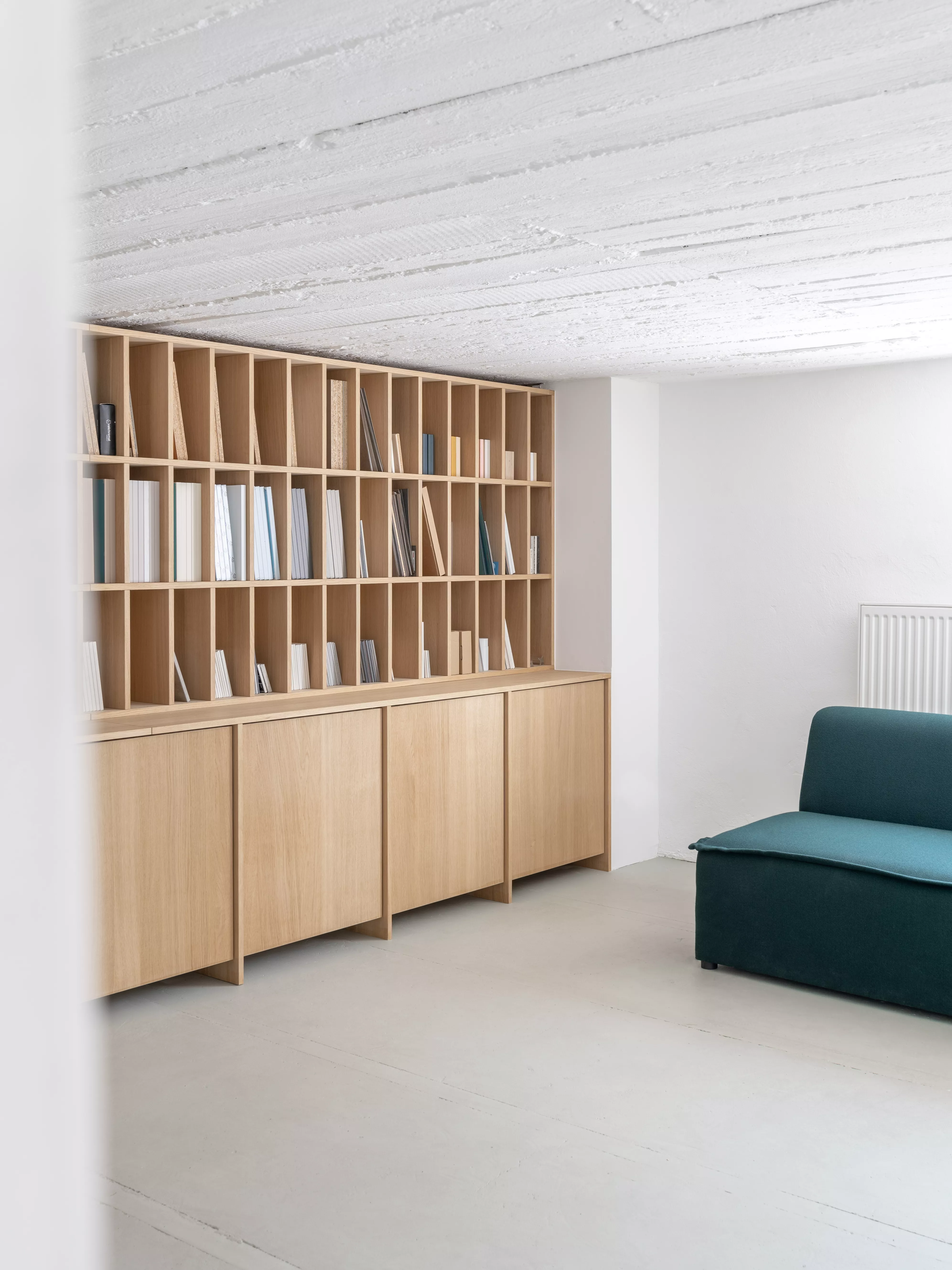 HIMACS gives this Cologne Design Office a refined and contemporary finish with a natural look