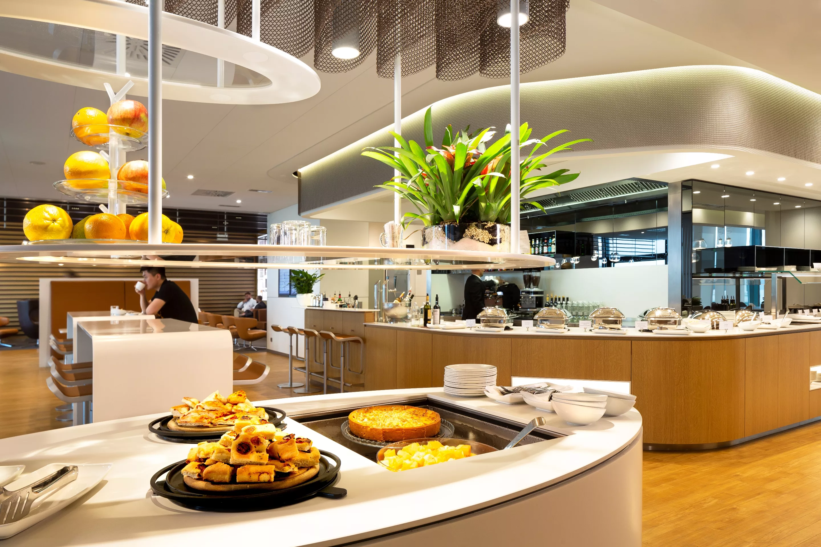 A new Lufthansa Lounge at Milan Airport with HIMACS