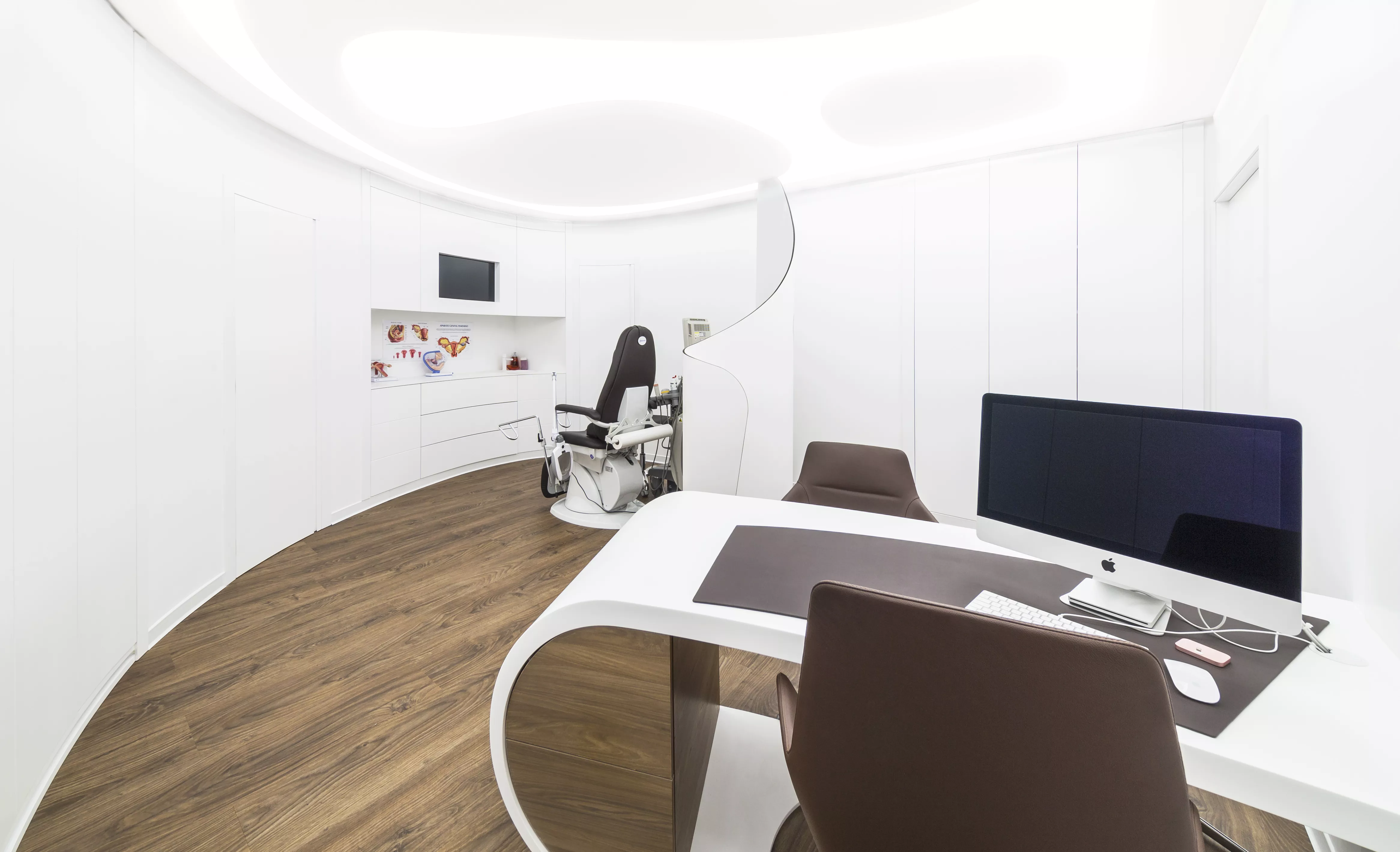 HIMACS qualities for a gynecological clinic in Valencia