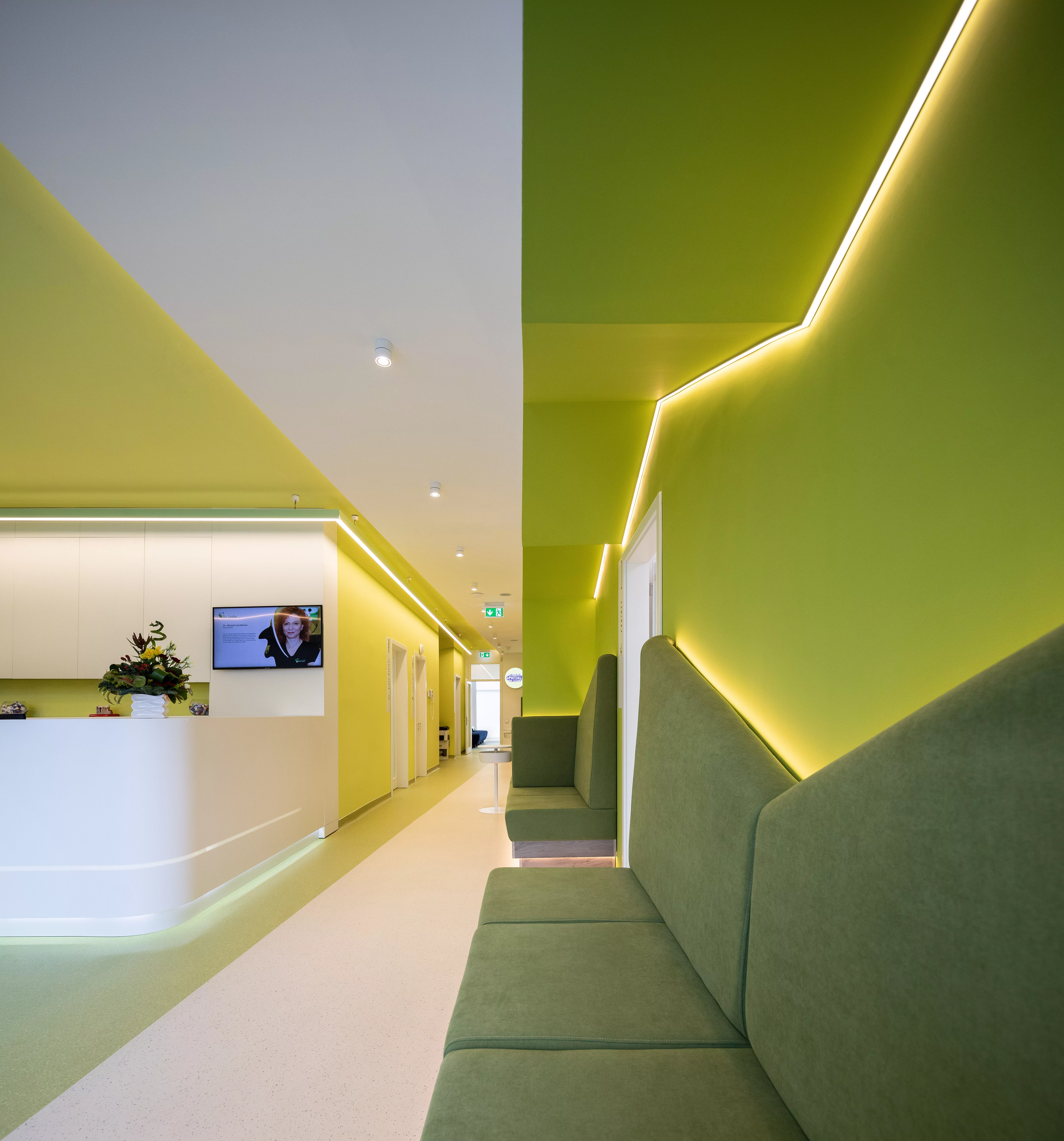 The hygienic properties of HIMACS for a dental clinic’s reception area