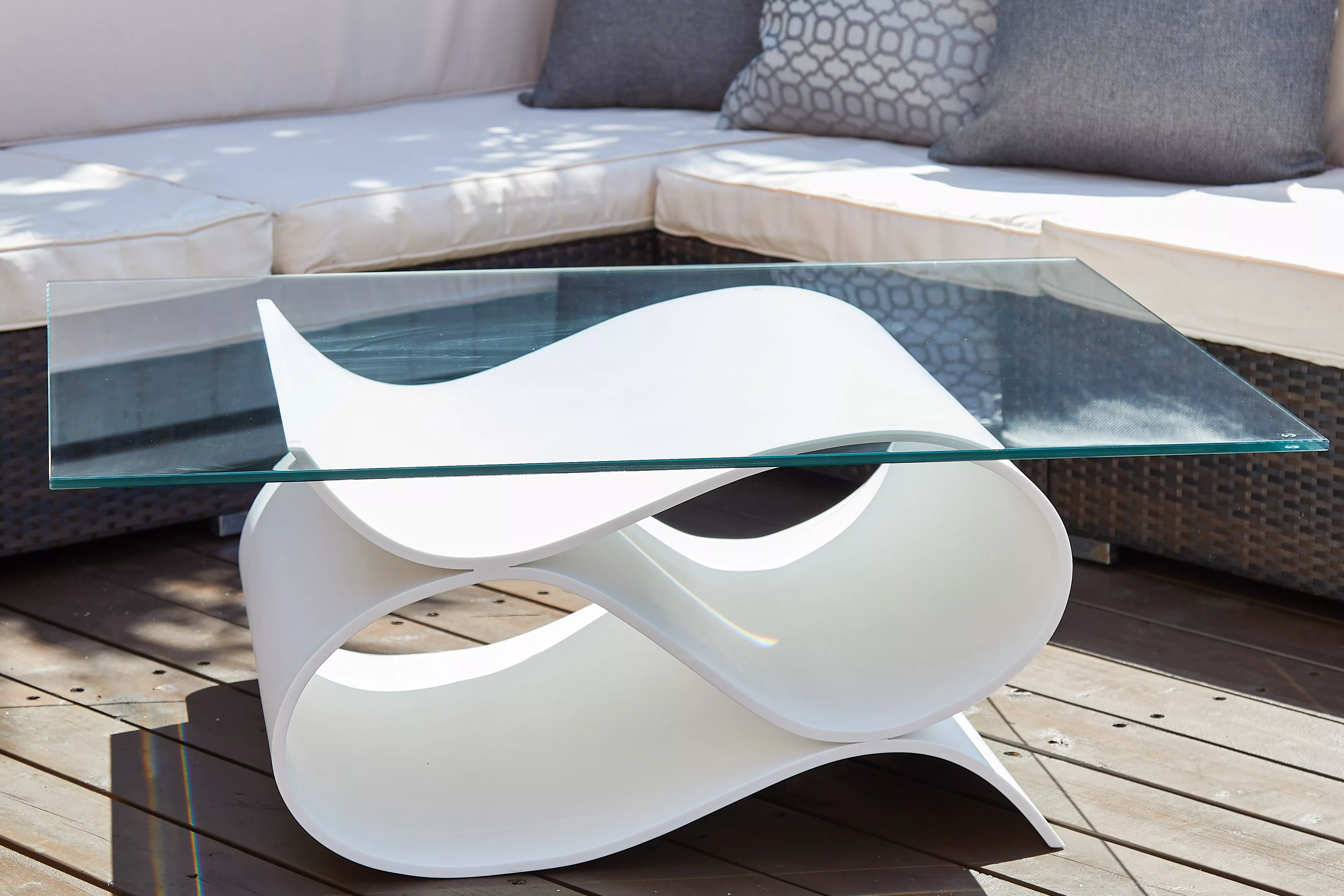The Ripple Table, made with HIMACS Ultra-Thermoforming, featured at 100% Design