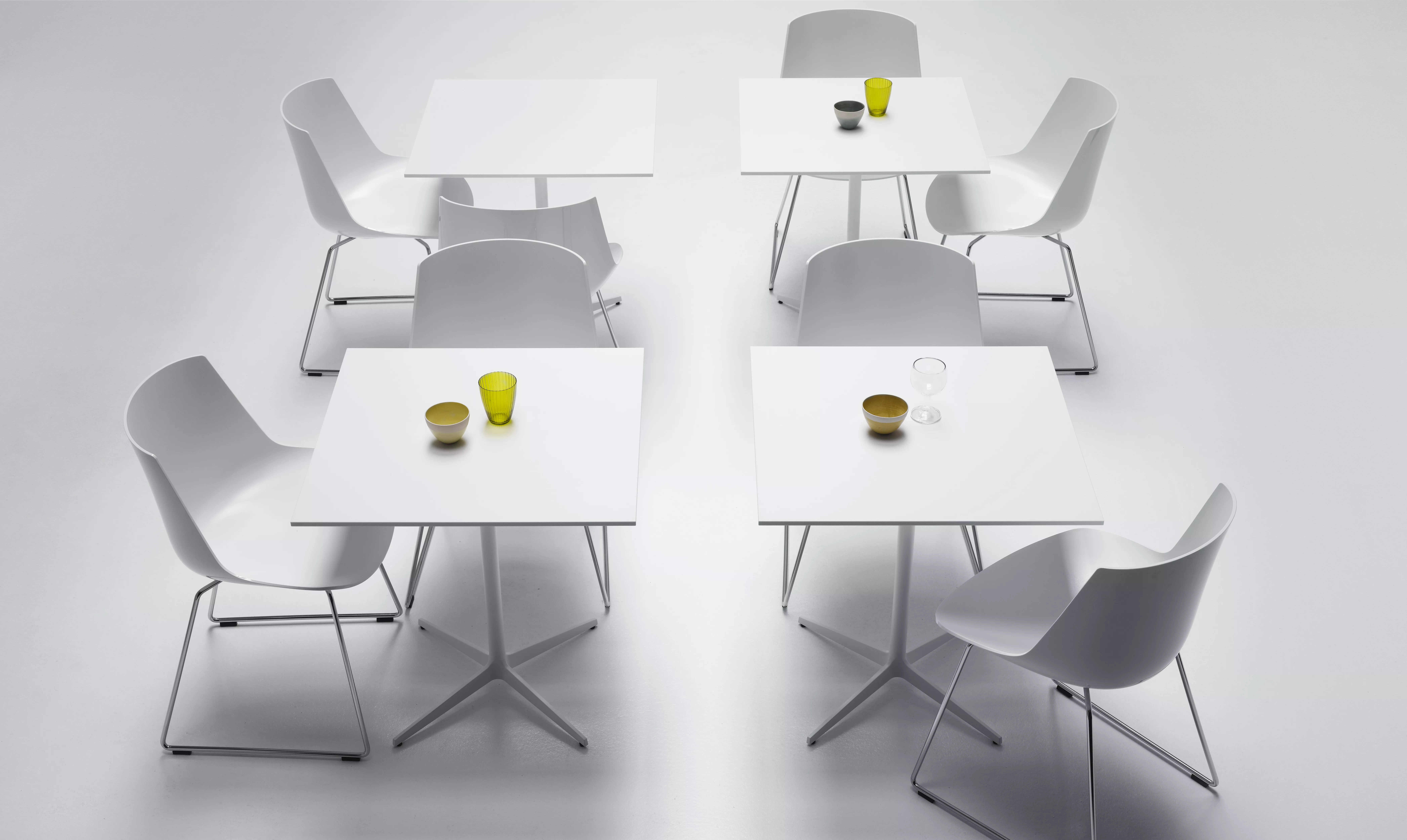HIMACS: T Table by MDF Italia