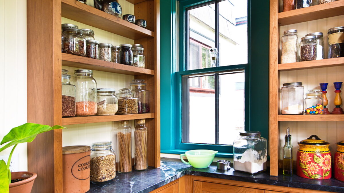 Remodeling a Small Kitchen: How to Make the Most Out of a Small Kitchen Pantry Space