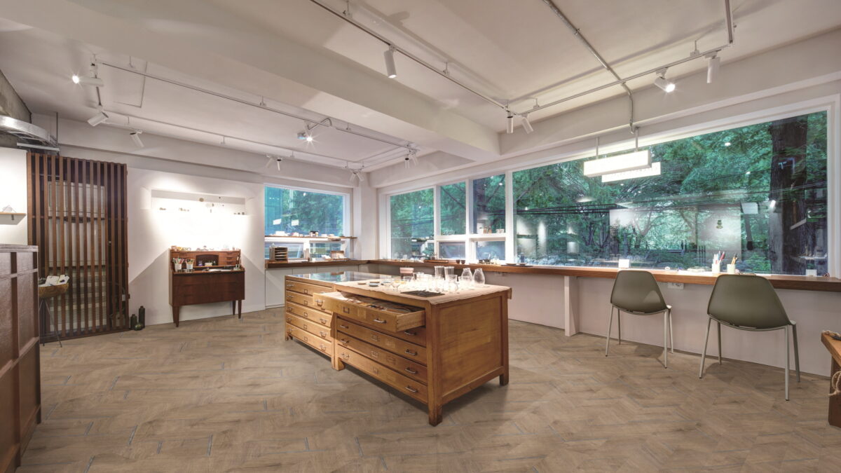Personal Preference: Exploring the Differences Between VCT vs LVT Flooring
