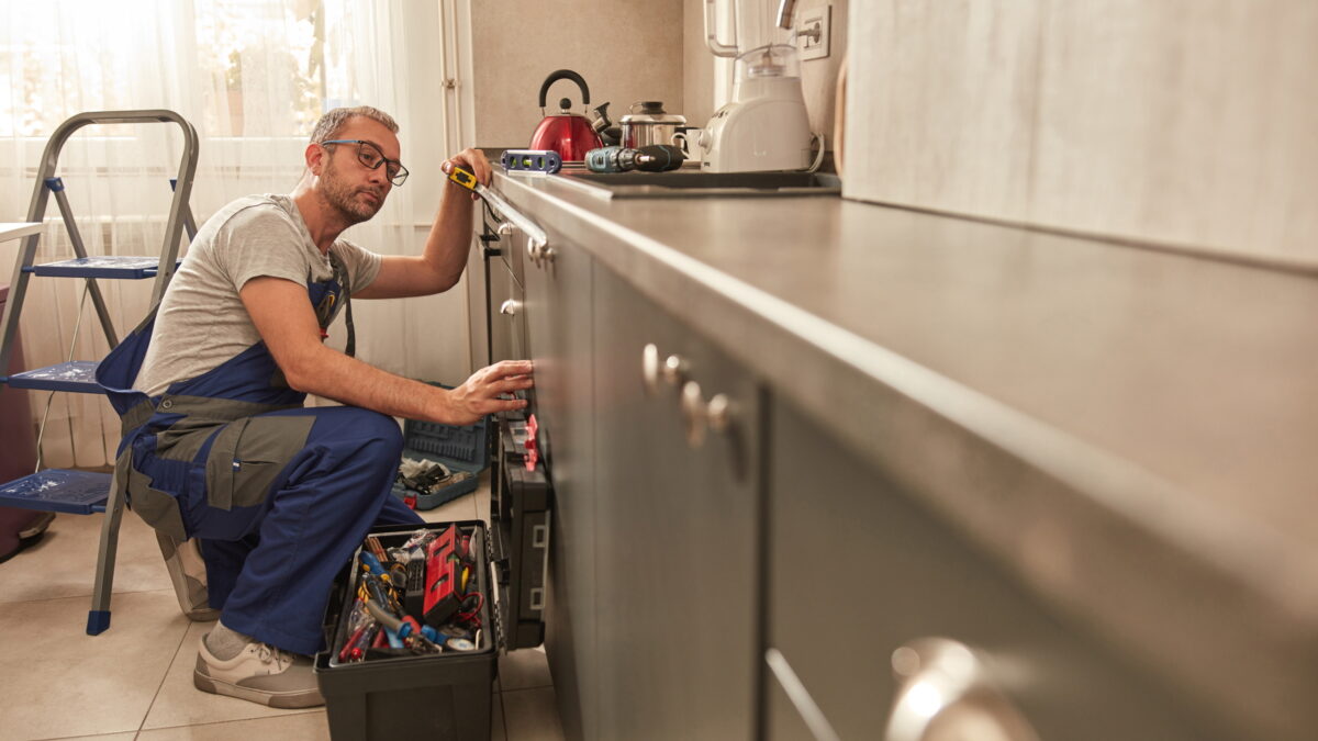 What’s the Real Budget for Replacing Kitchen Cabinets?