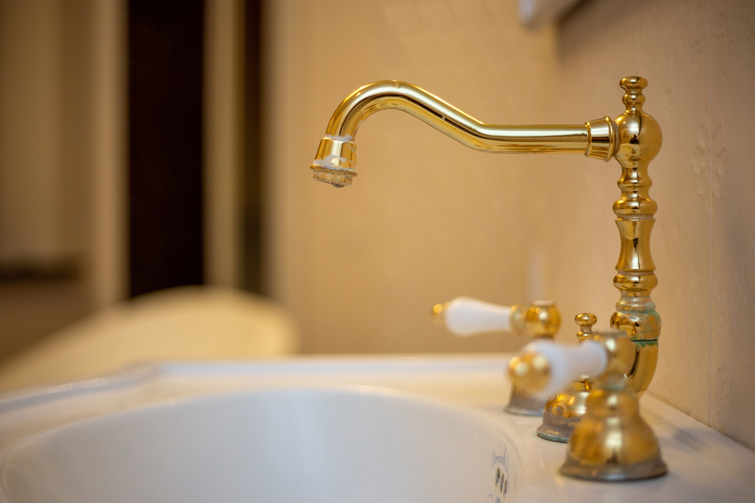 Stand out with a faucet that features a distinctive shape and design.