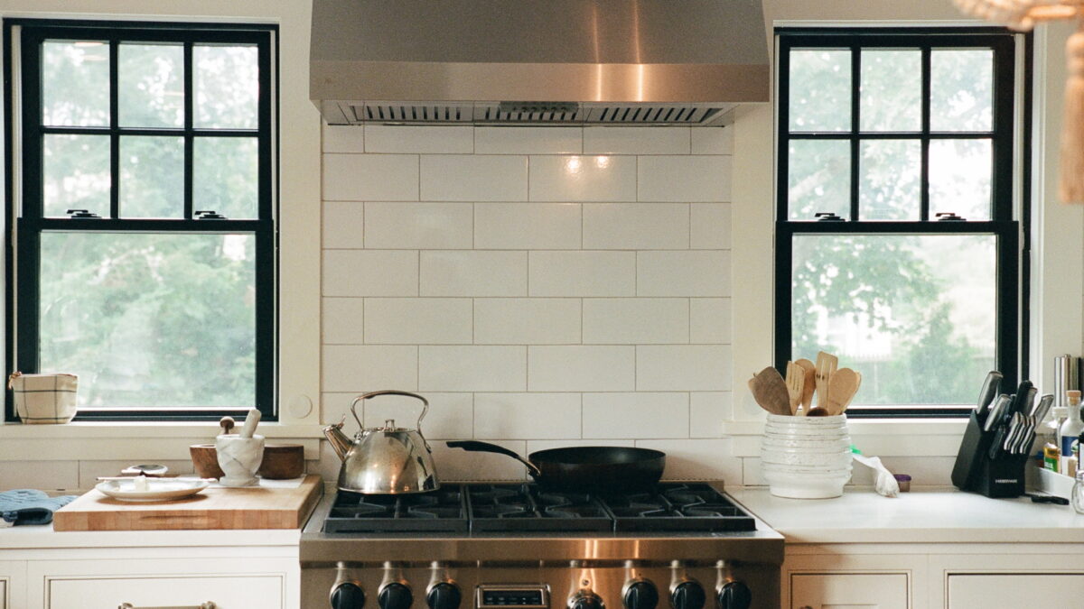 Essential Guide to Cape Cod Kitchens