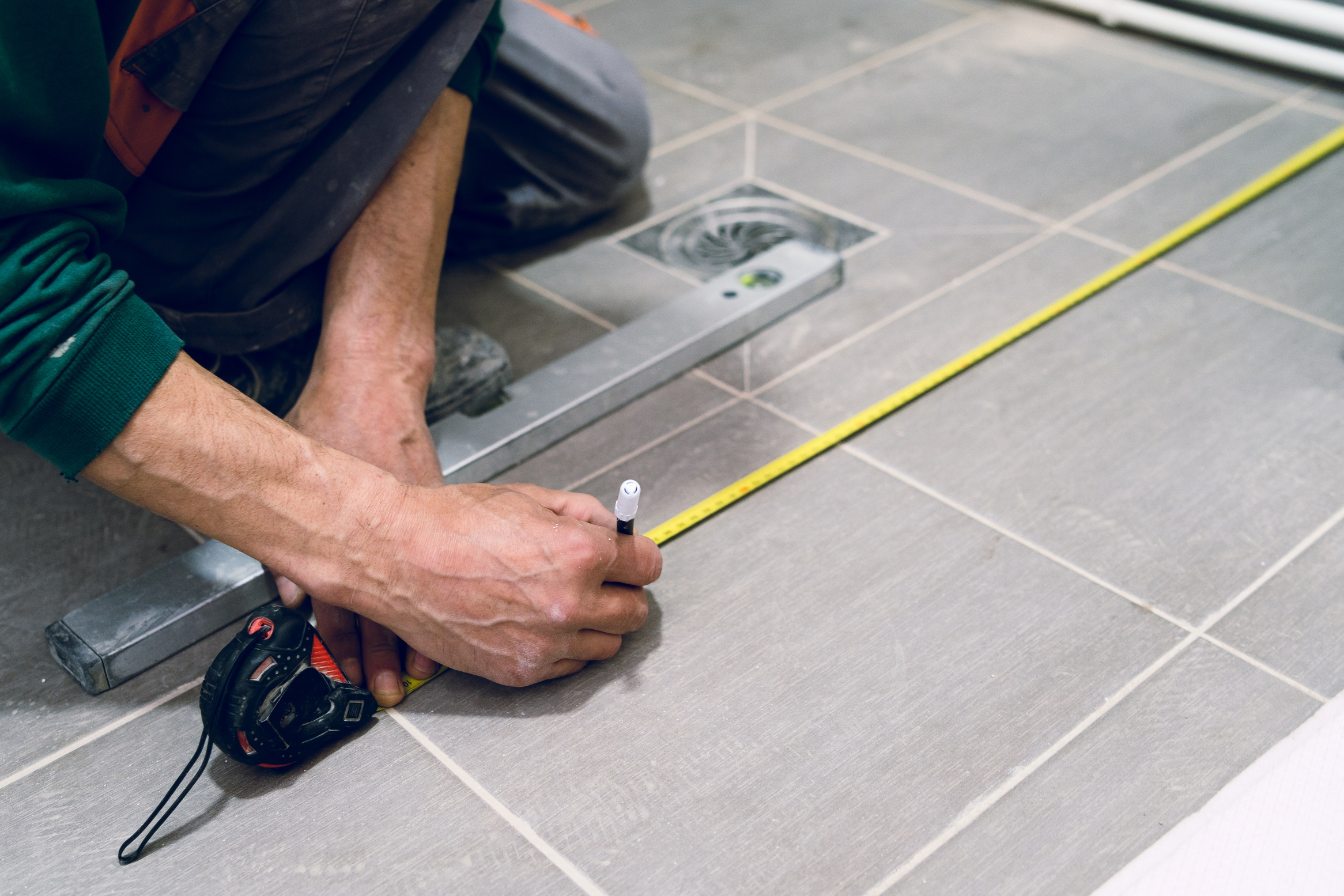 It's important to understand the standard sizes and dimensions when planning a bathroom remodel.