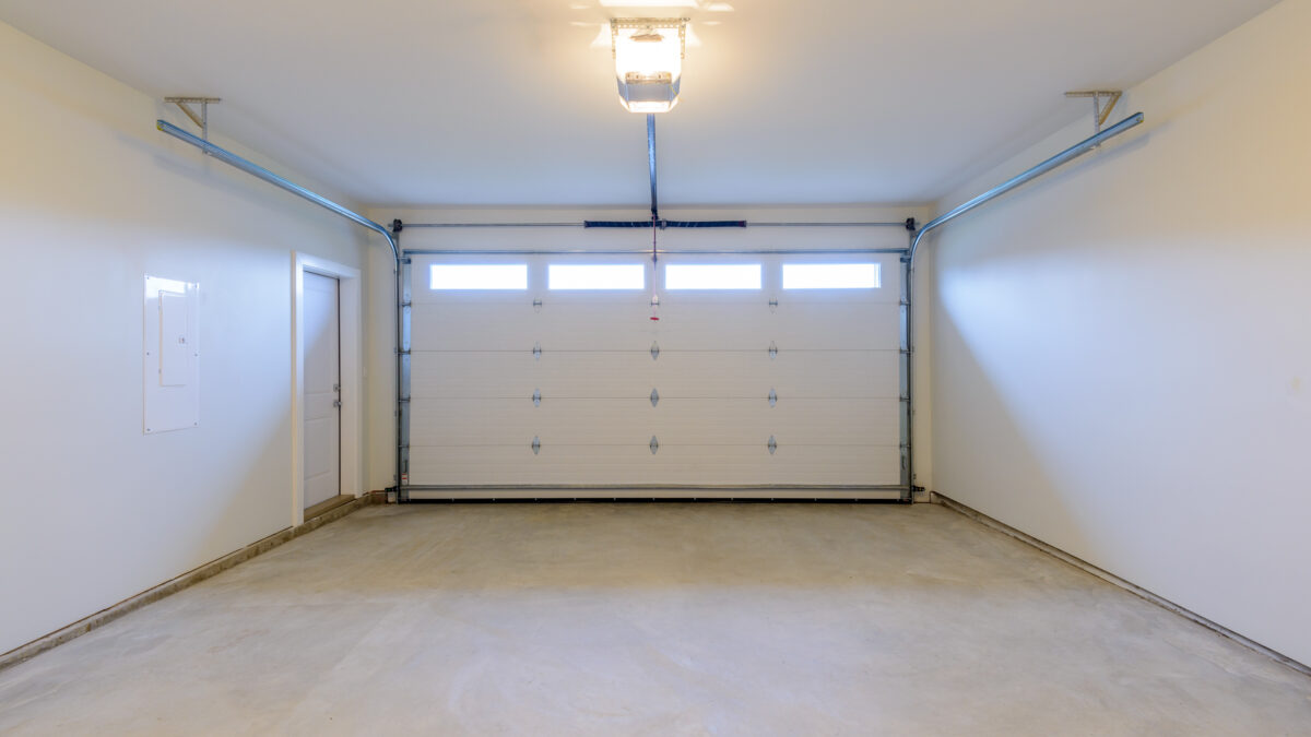 Is Vinyl Flooring Good for Garage Floor? Pros & Cons