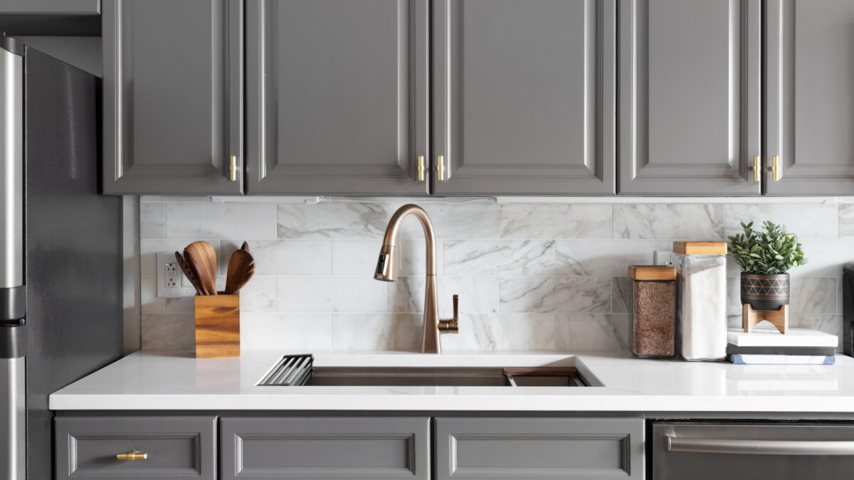 What Can I Use Instead of a Backsplash? Creative Alternatives