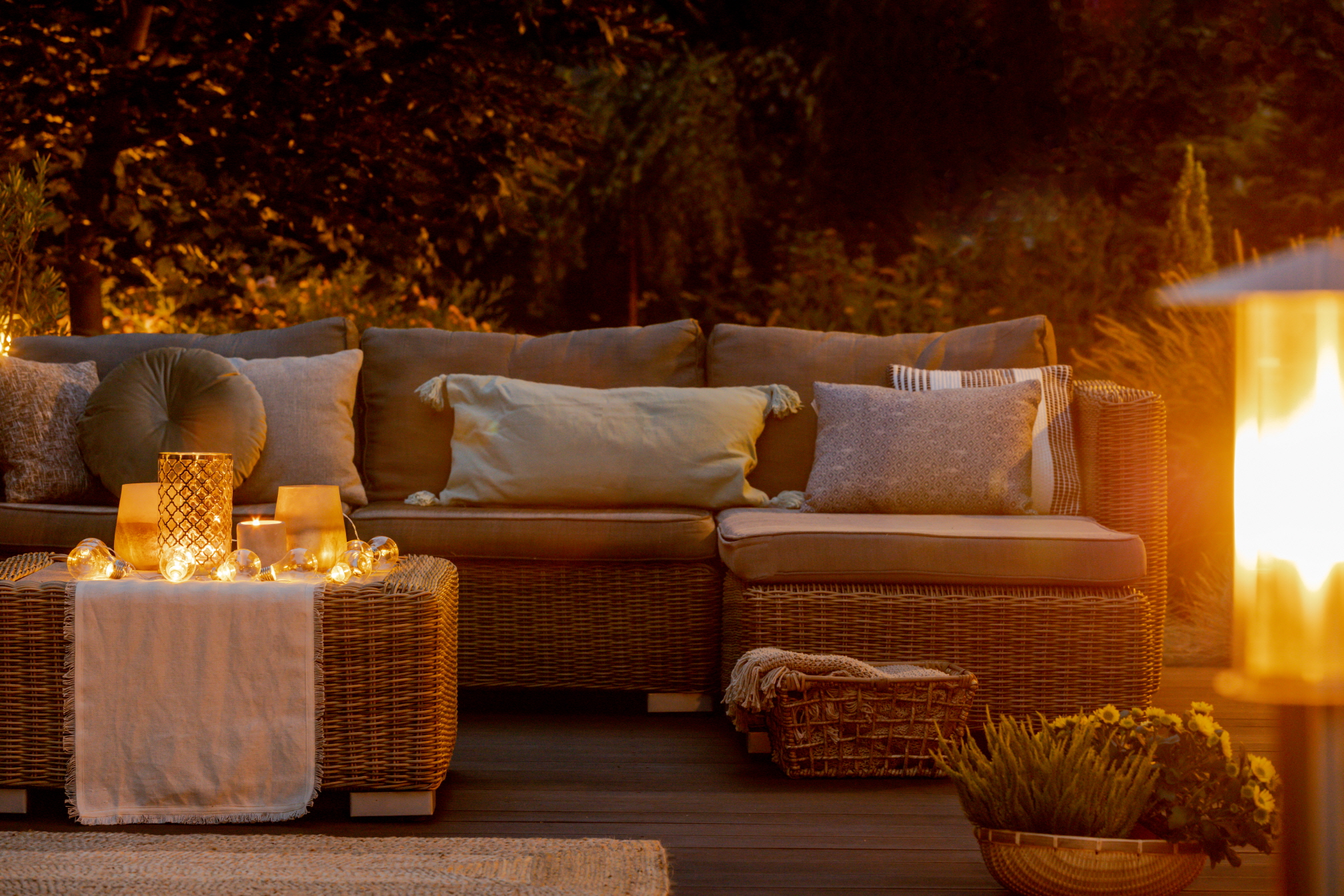 Add small accessories like lanterns to your outdoor space to make it even more beautiful.